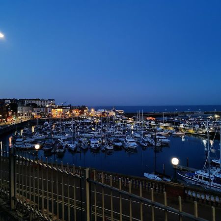 Diamond Harbour - Whole Huge Apartment - Wifi - Beach - Ramsgate Town 外观 照片
