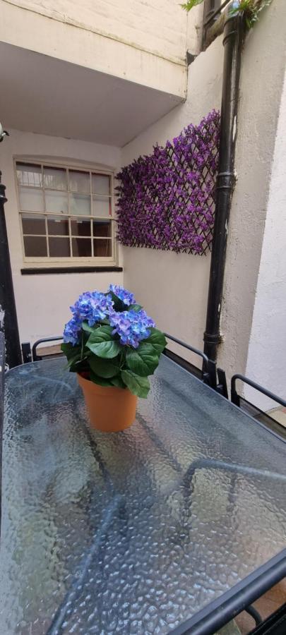 Diamond Harbour - Whole Huge Apartment - Wifi - Beach - Ramsgate Town 外观 照片